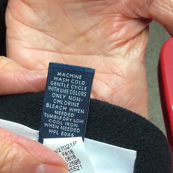 KAREN SCOTT women’s zipper front vest, pockets inside and outside sz PXL.… - Picture 5 of 5